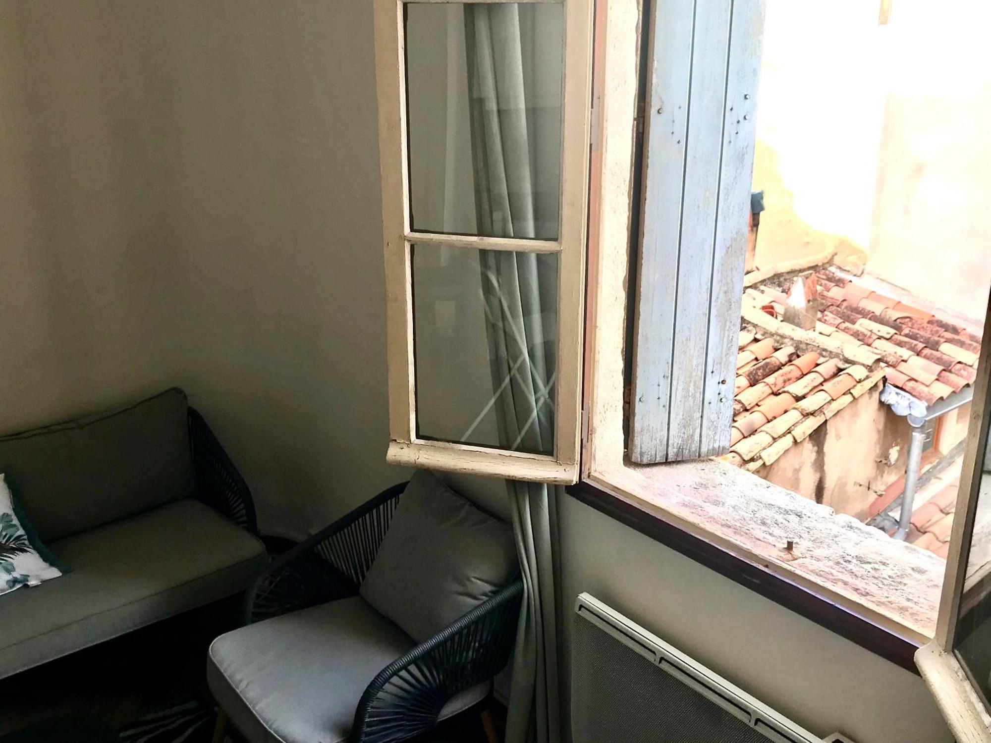 Appartement Cosy Et Calme - Centre Historique Montpellier Luaran gambar