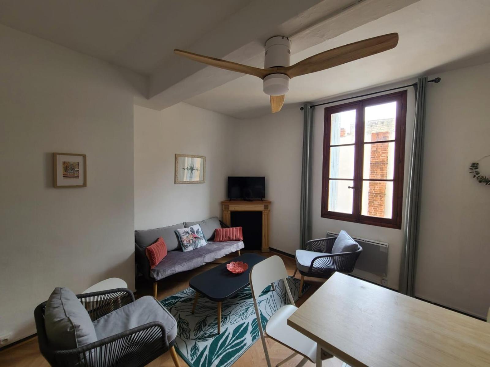 Appartement Cosy Et Calme - Centre Historique Montpellier Luaran gambar
